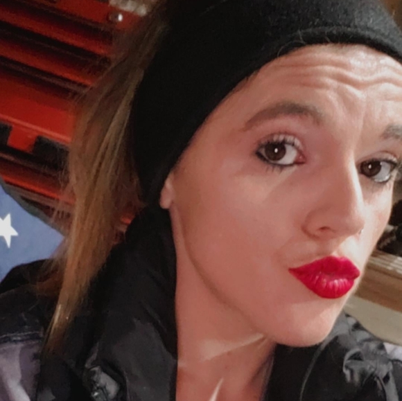 Meet your Posher, Kaila - Picture 6 of 10